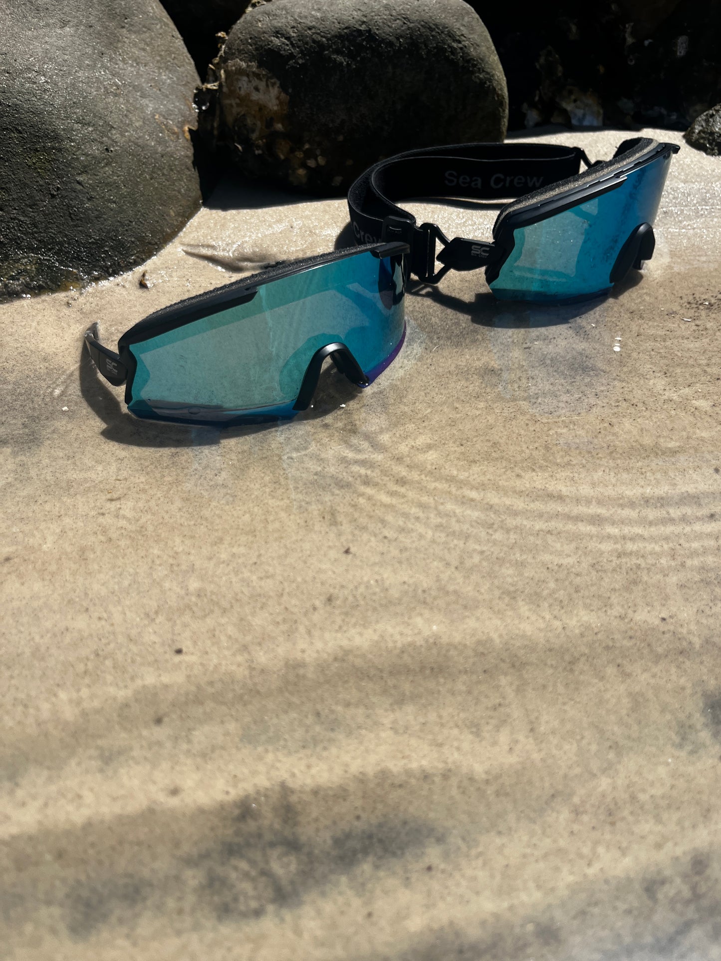 2-IN-1 Interchangeable Sunglasses/Goggles - SALE $15 Off!